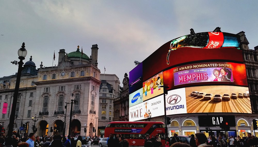 Piccadilly Square is a favourite for travellers