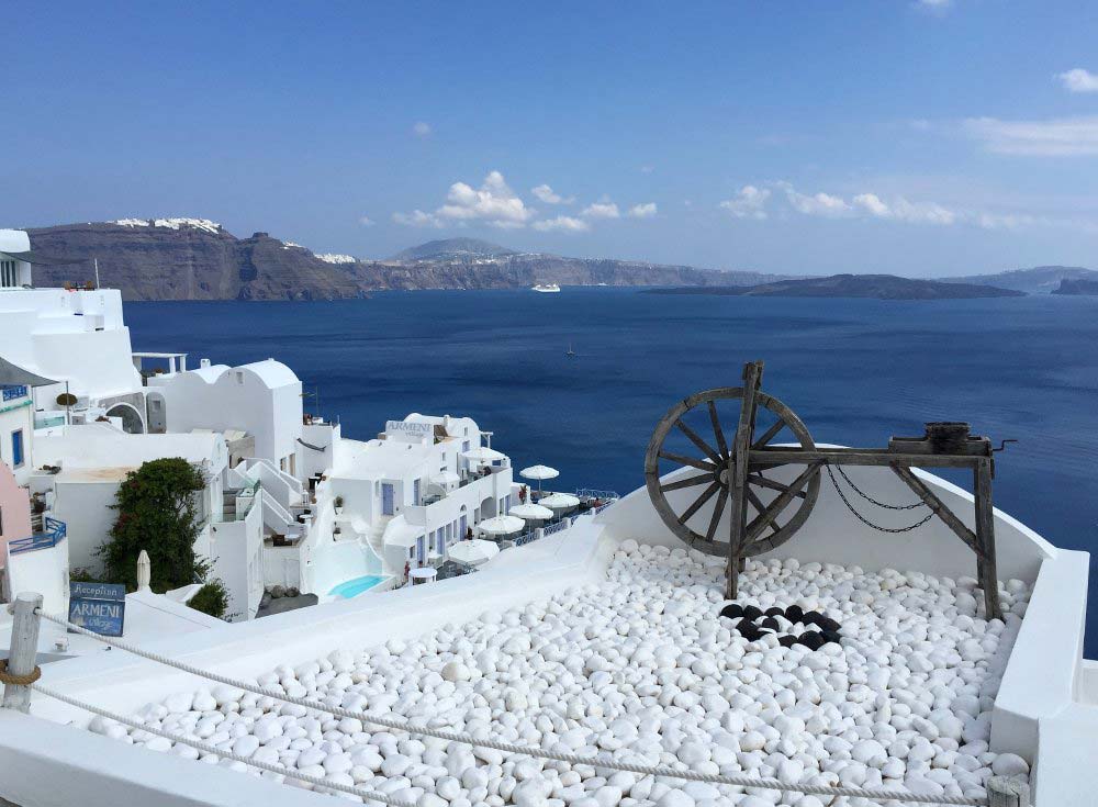 The clean, crisp colours of Santorini are perfect for photos