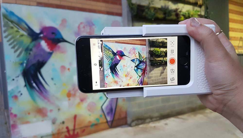 Prynt case review – Augmented reality comes to travel
