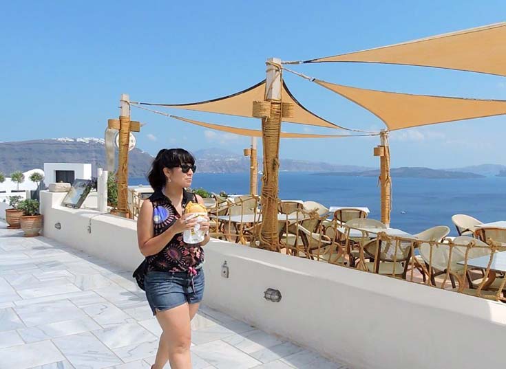 Santorini is the place for scenic walks 