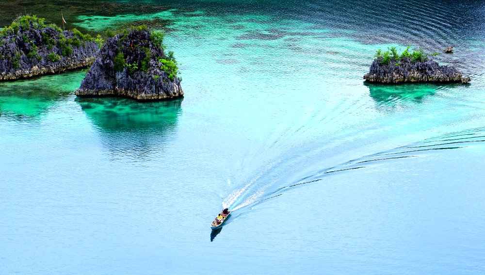 How to get to Raja Ampat